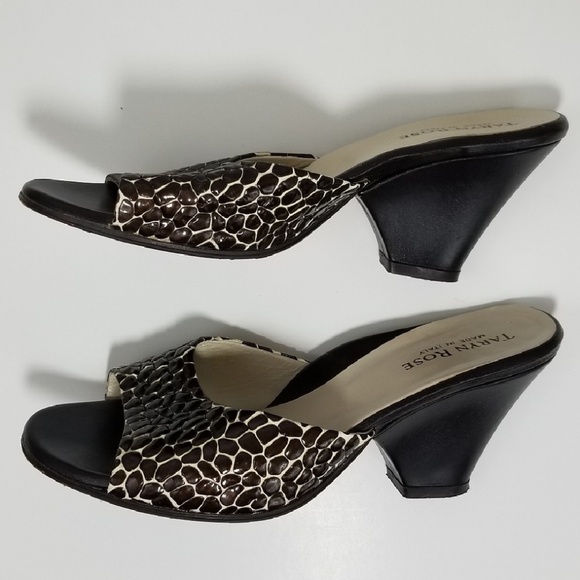 Taryn Rose Reptile Print Slide Sandal - Picture 3 of 7